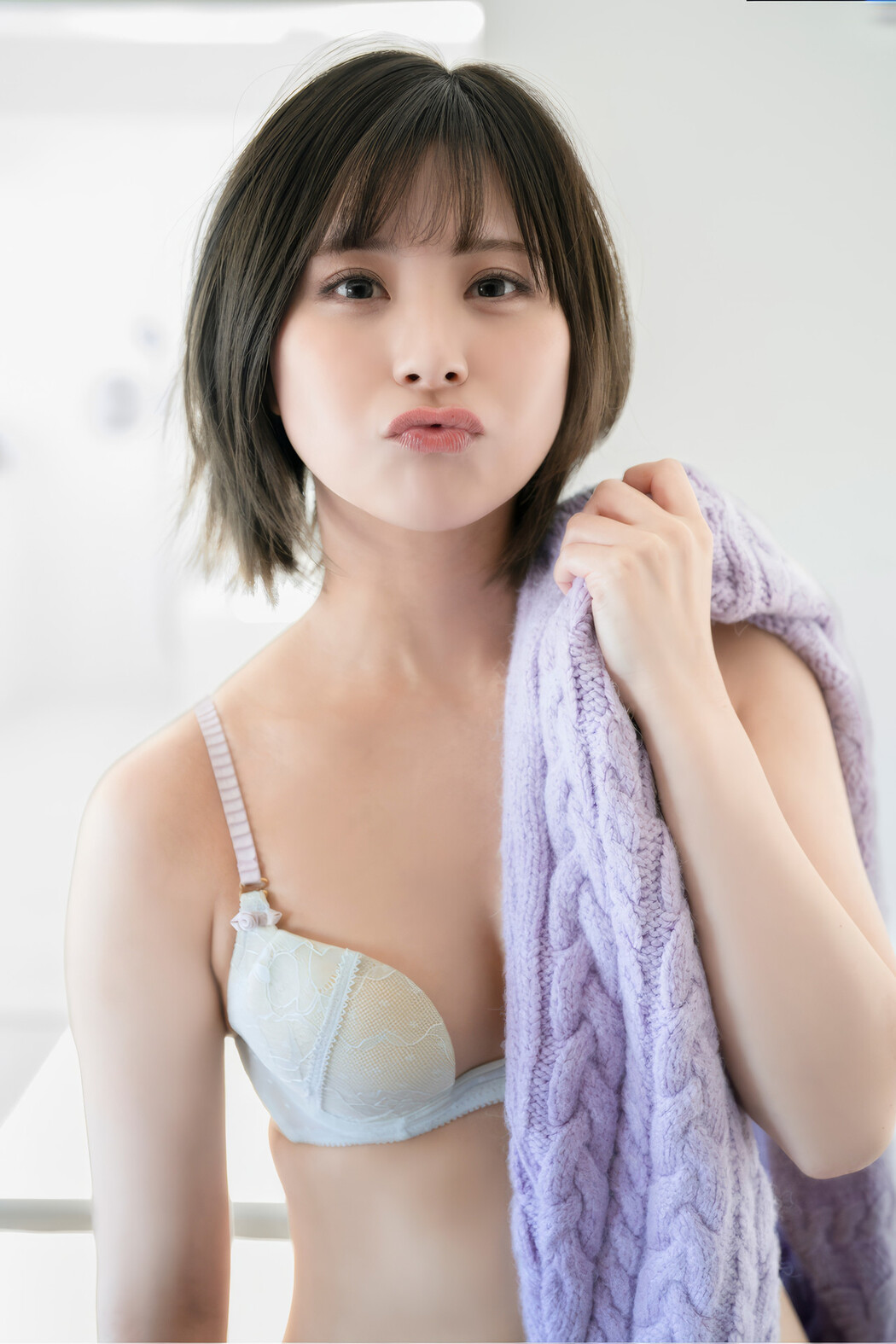 Shiori Sato 佐藤栞, FLASHデジタル写真集 「お嬢様の冒険」 Set.02
