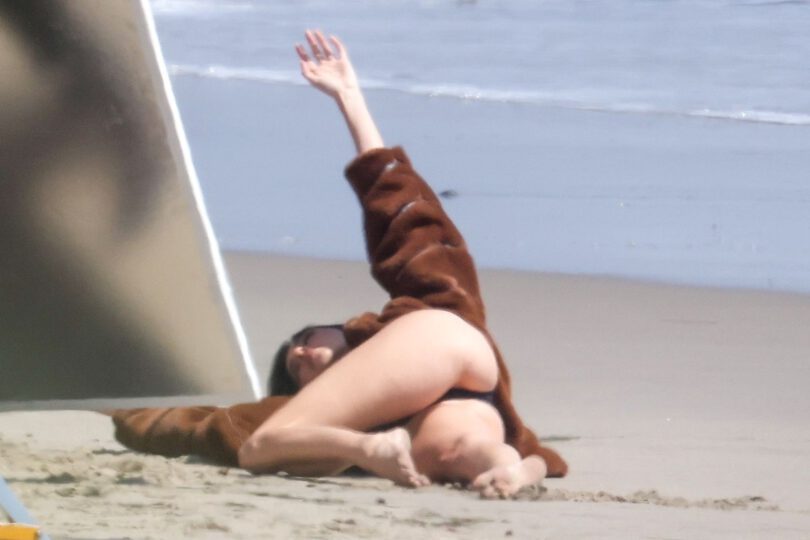 Τα οπίσθια της Kendall Jenner … σε παρασκήνια φωτογράφησης !