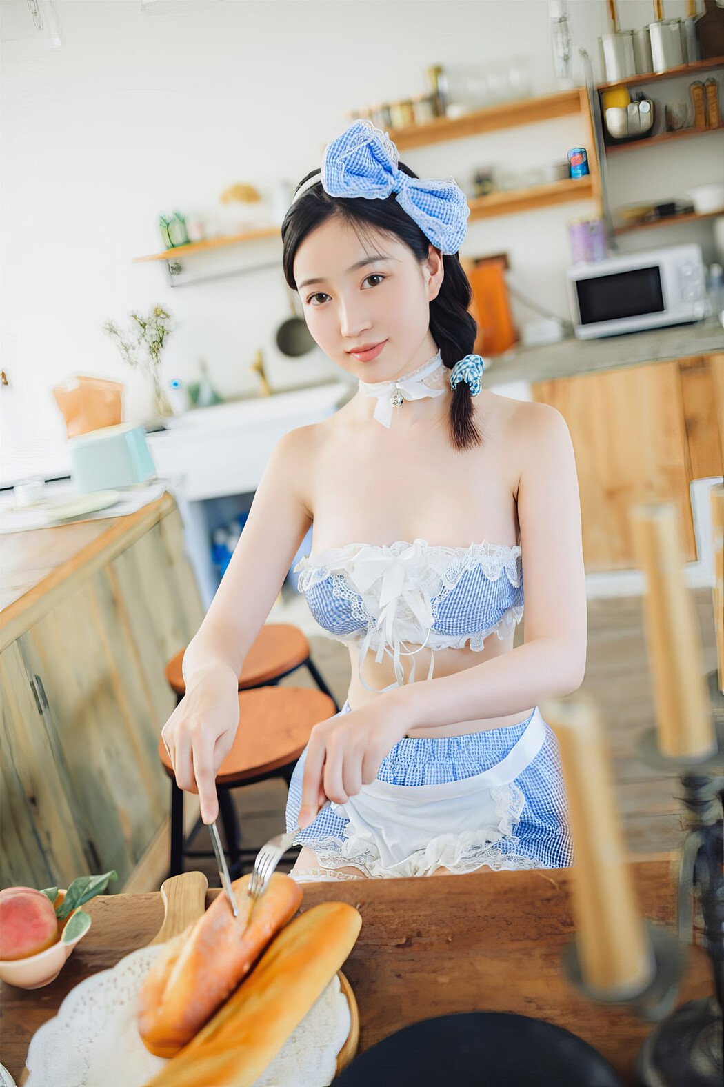 年年Nnian, 写真集 厨娘 Chef Girl