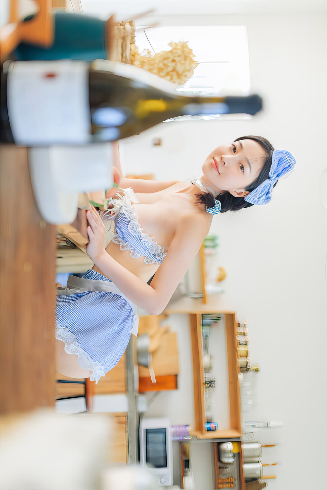 年年Nnian, 写真集 厨娘 Chef Girl