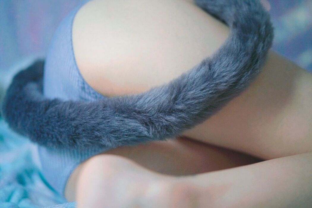 [Internet celebrity COSER photo] Cute girl eye sauce big devil w - gray-tailed cat