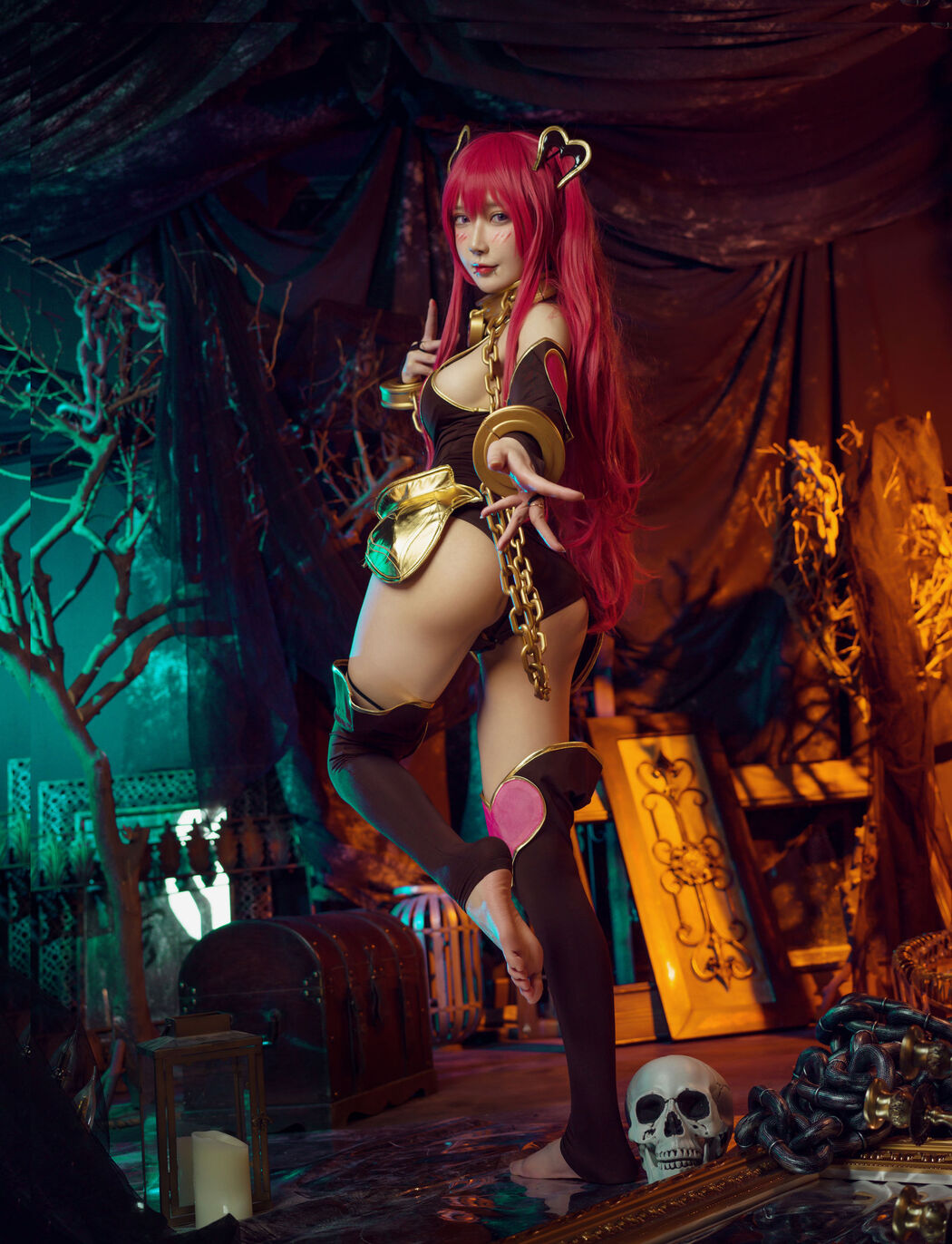 [Internet celebrity COSER photo] Anime blogger A Bao is also a rabbit girl - empty flower