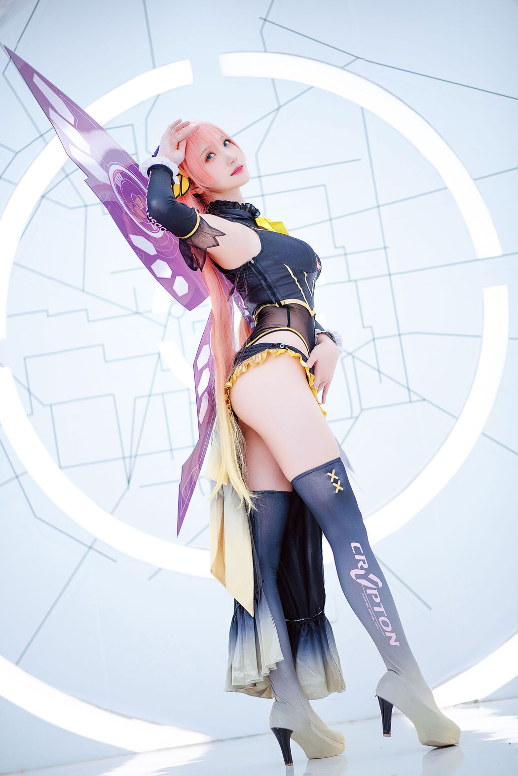 [Cosplay] Coser Guashi Sauce Welfare - LUKA Racing