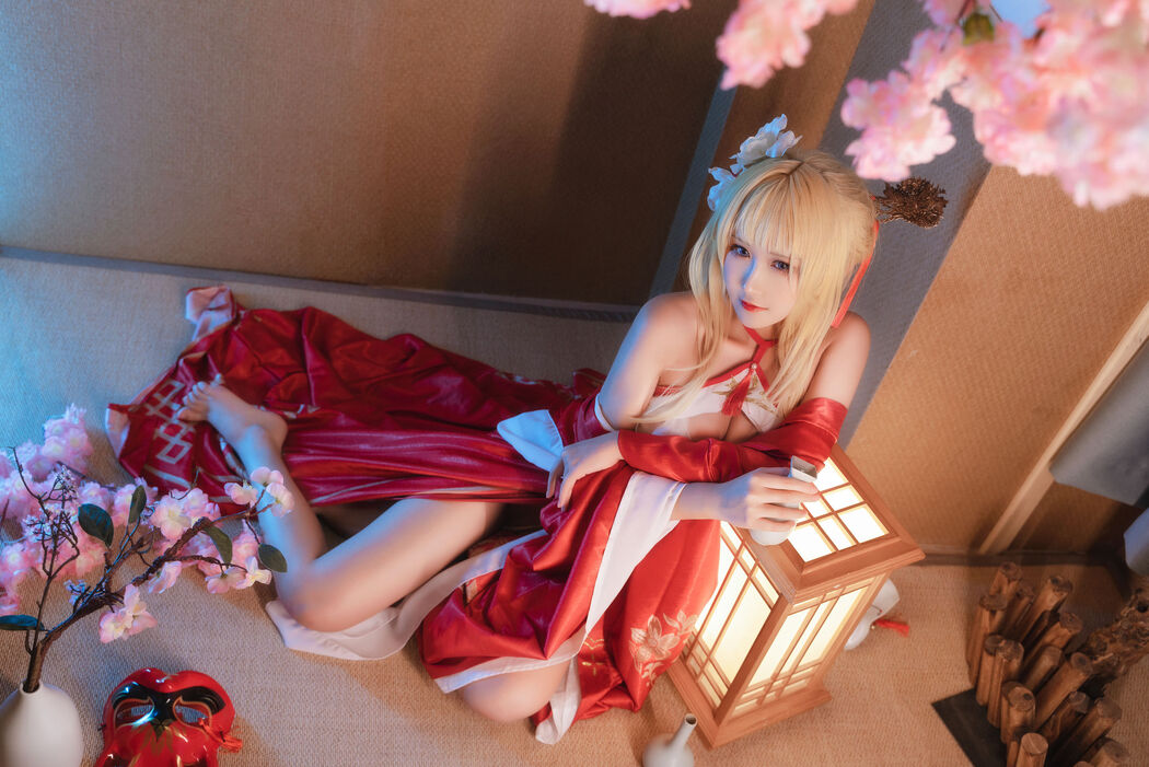 [Net Red COSER Photo] Weibo Girl Three Degrees_69 - Glory Liang Ye Xiangxue