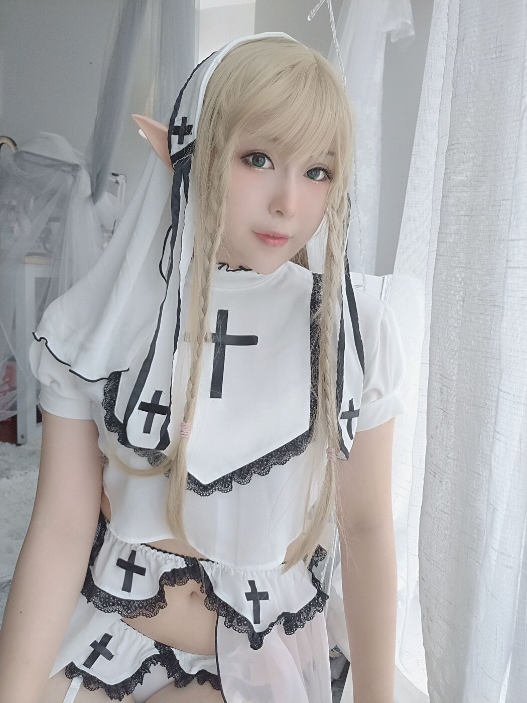 [Net Red COSER Photo] Xiao Rongzai Coo Coo - Rong Ge