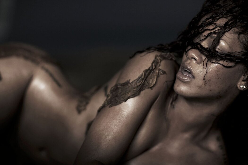 Rihanna Naked