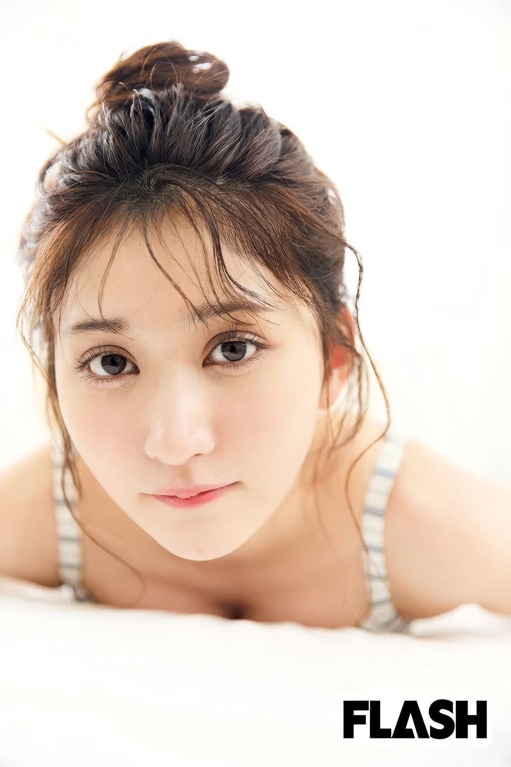 Marina Hoshino 星乃まりな, FLASH 2025.02.25 (フラッシュ 2025年2月25日号)