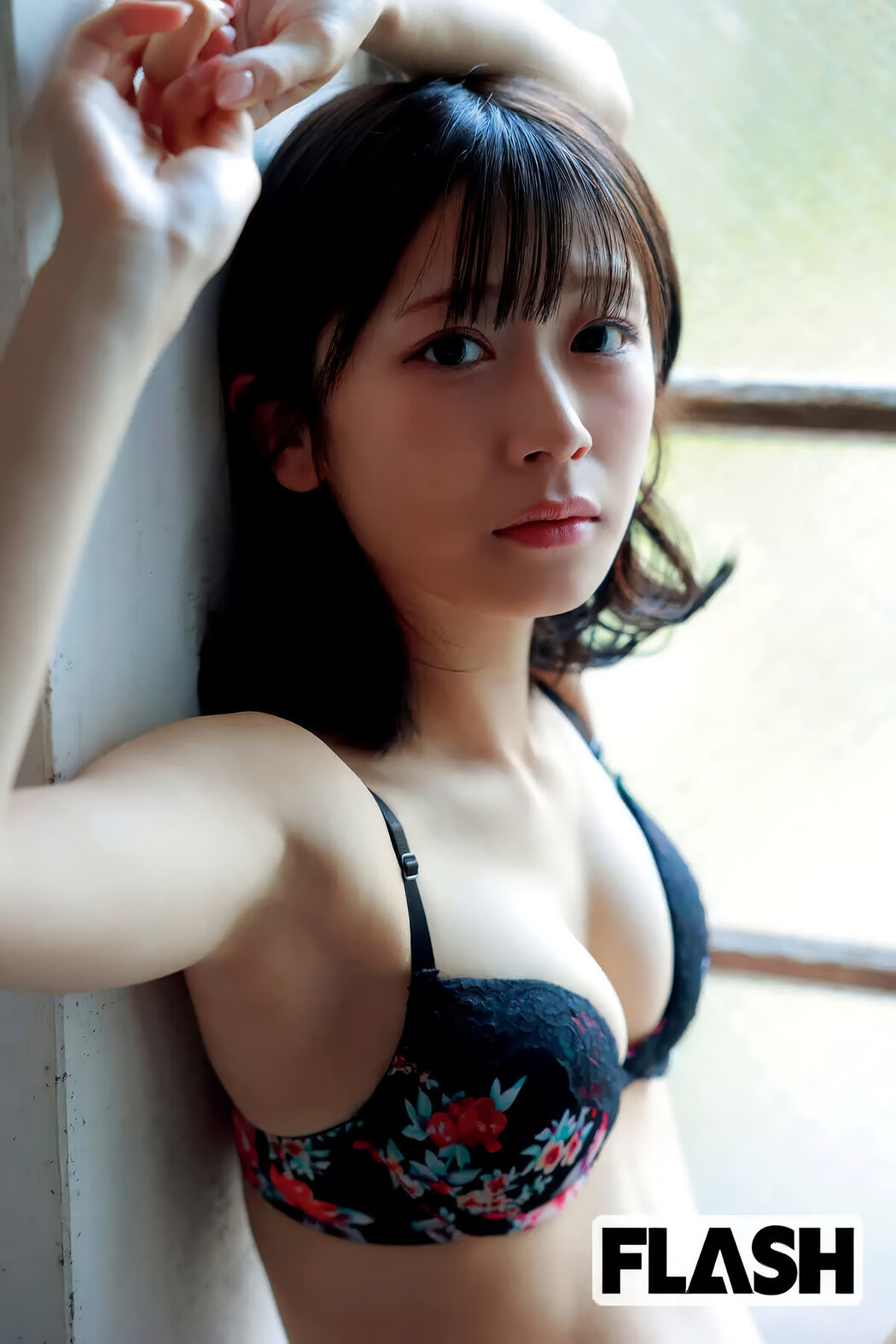 あまつまりな・本多しおり, FLASH 2025.02.25 (フラッシュ 2025年2月25日号)