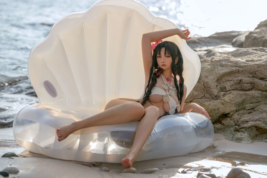 [Cosplay] High-value coser Nian Nian_D - Slaughterhouse