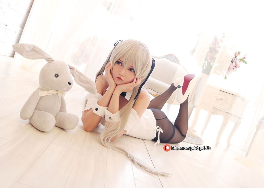 [COS Welfare] Miss Coser Potato Godzilla - Sora Kasugano Bunny Suit