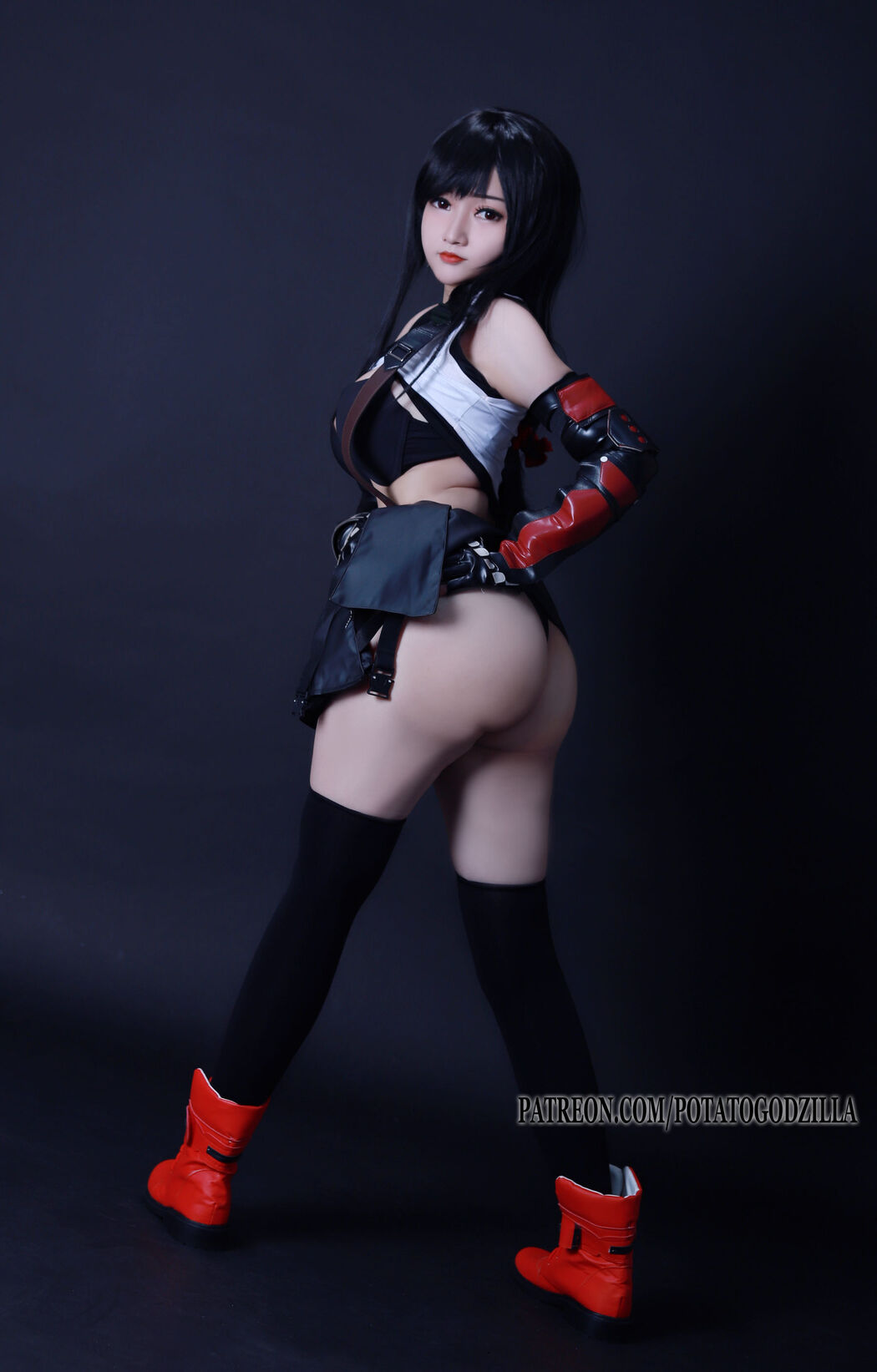 [COS Welfare] Miss Coser Potato Godzilla - Tifa