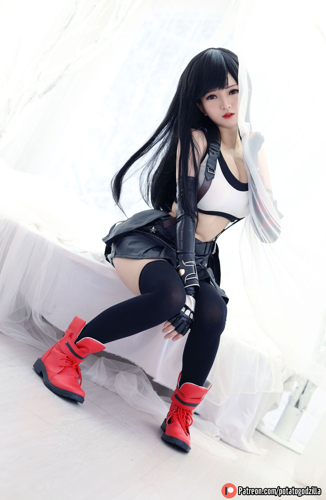 [COS Welfare] Miss Coser Potato Godzilla - Tifa