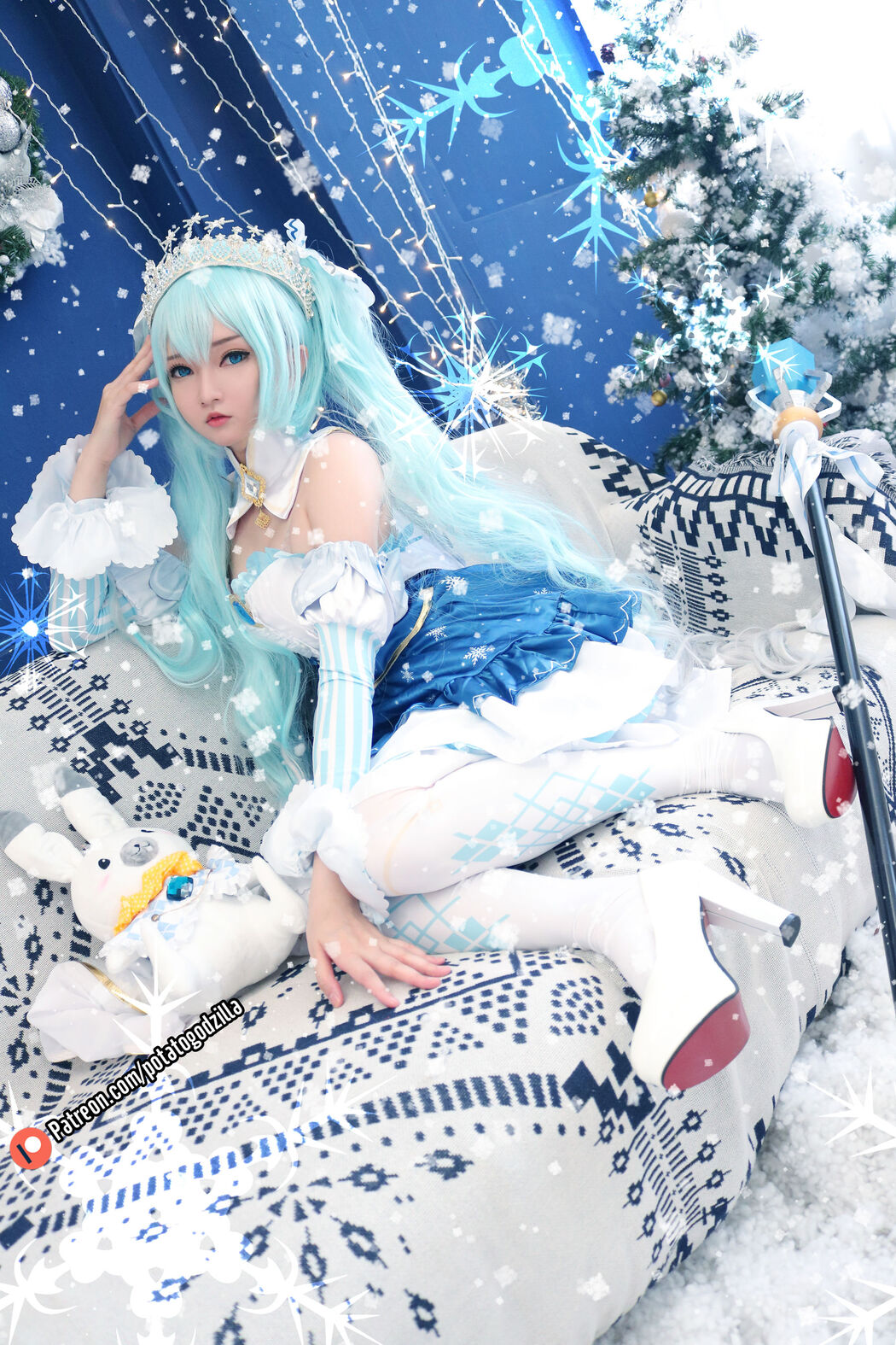 [COS Welfare] Miss Coser Potato Godzilla - Snow Miku
