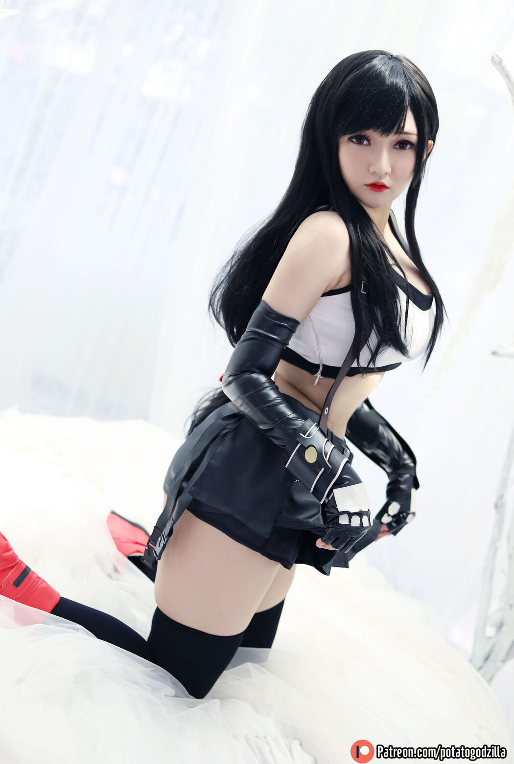 [COS Welfare] Miss Coser Potato Godzilla - Tifa