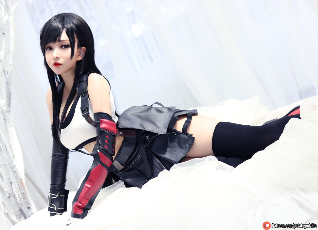 [COS Welfare] Miss Coser Potato Godzilla - Tifa