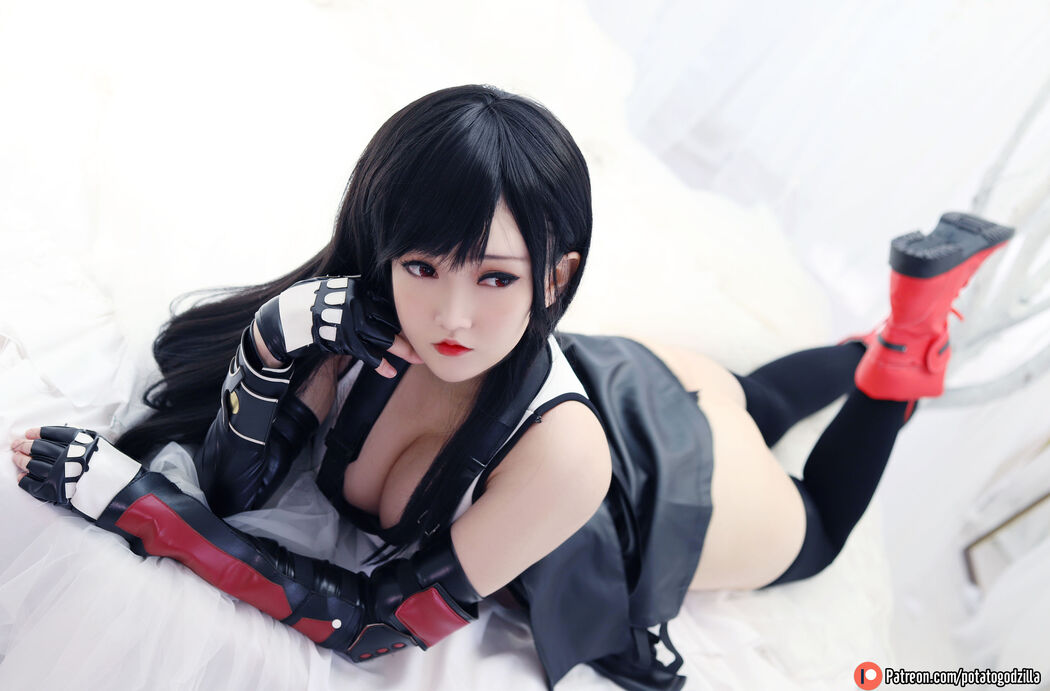 [COS Welfare] Miss Coser Potato Godzilla - Tifa