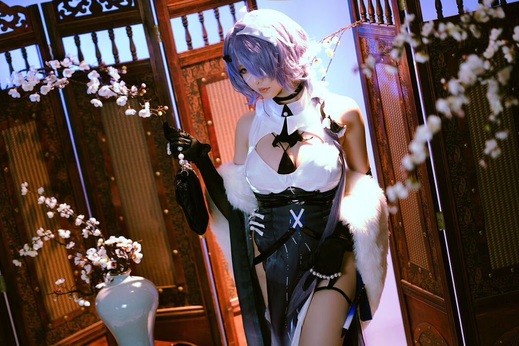 [COS Welfare] Miss Coser Xingzhichi - Xu Yu, Lonely Cold Cover Photo