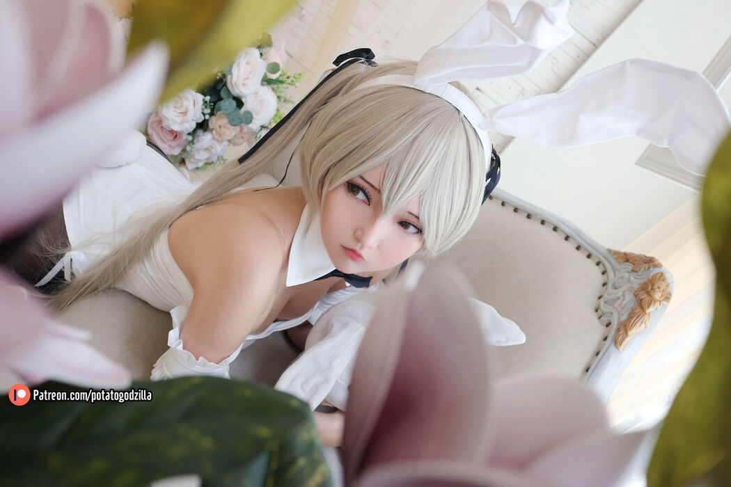 [COS Welfare] Miss Coser Potato Godzilla - Sora Kasugano Bunny Suit
