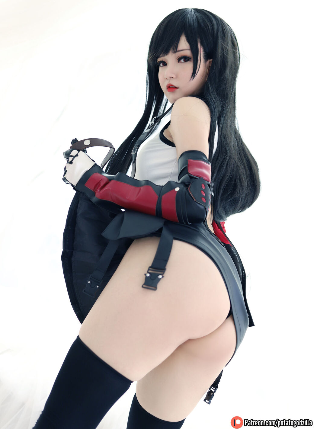 [COS Welfare] Miss Coser Potato Godzilla - Tifa