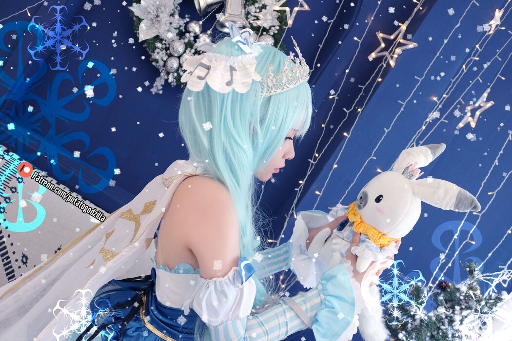 [COS Welfare] Miss Coser Potato Godzilla - Snow Miku