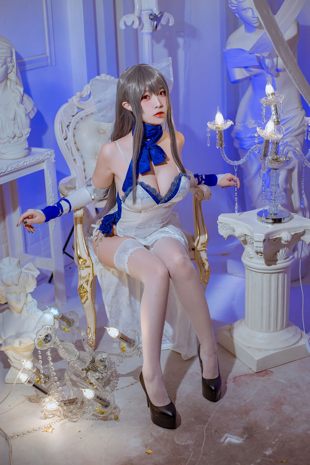 [COS Welfare] Popular Coser Nisa - Azur Lane Louis IX dress