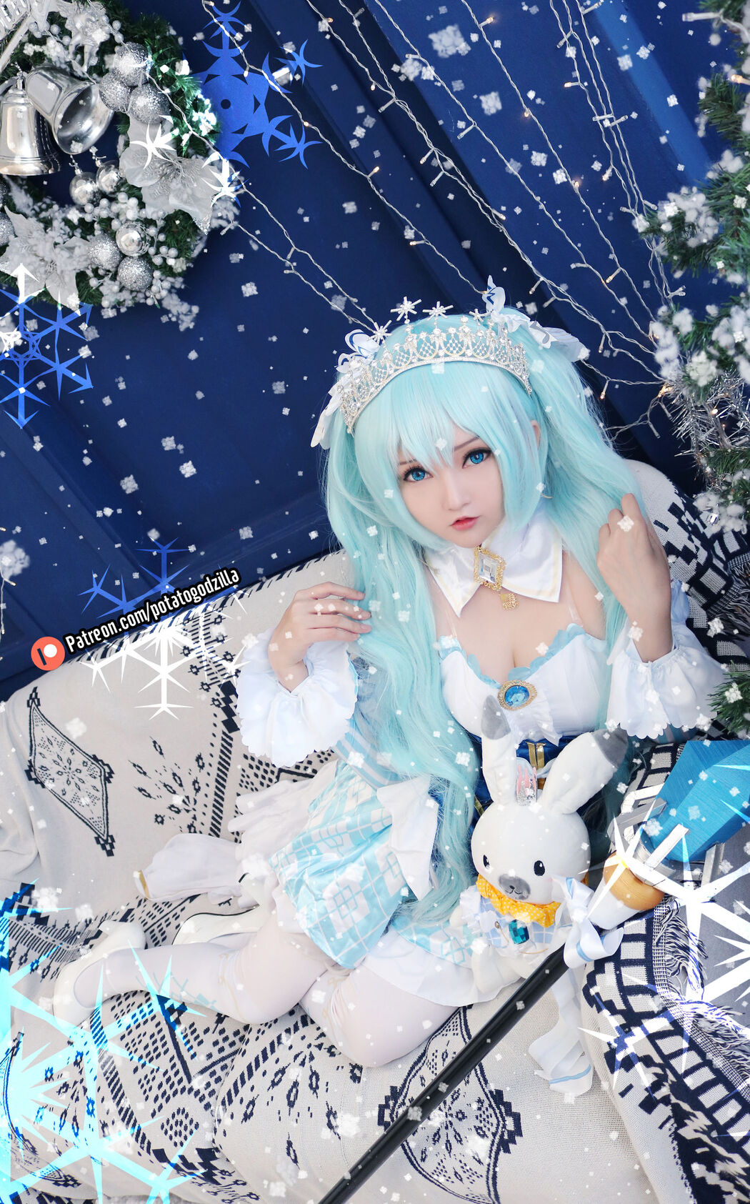 [COS Welfare] Miss Coser Potato Godzilla - Snow Miku