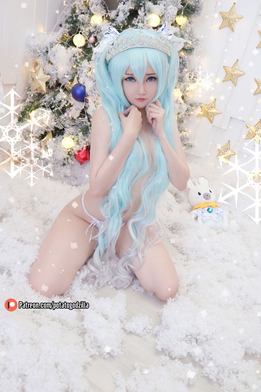 [COS Welfare] Miss Coser Potato Godzilla - Snow Miku