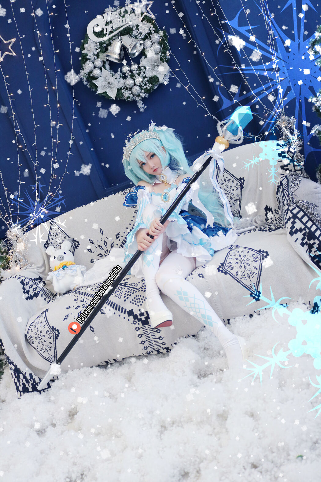 [COS Welfare] Miss Coser Potato Godzilla - Snow Miku