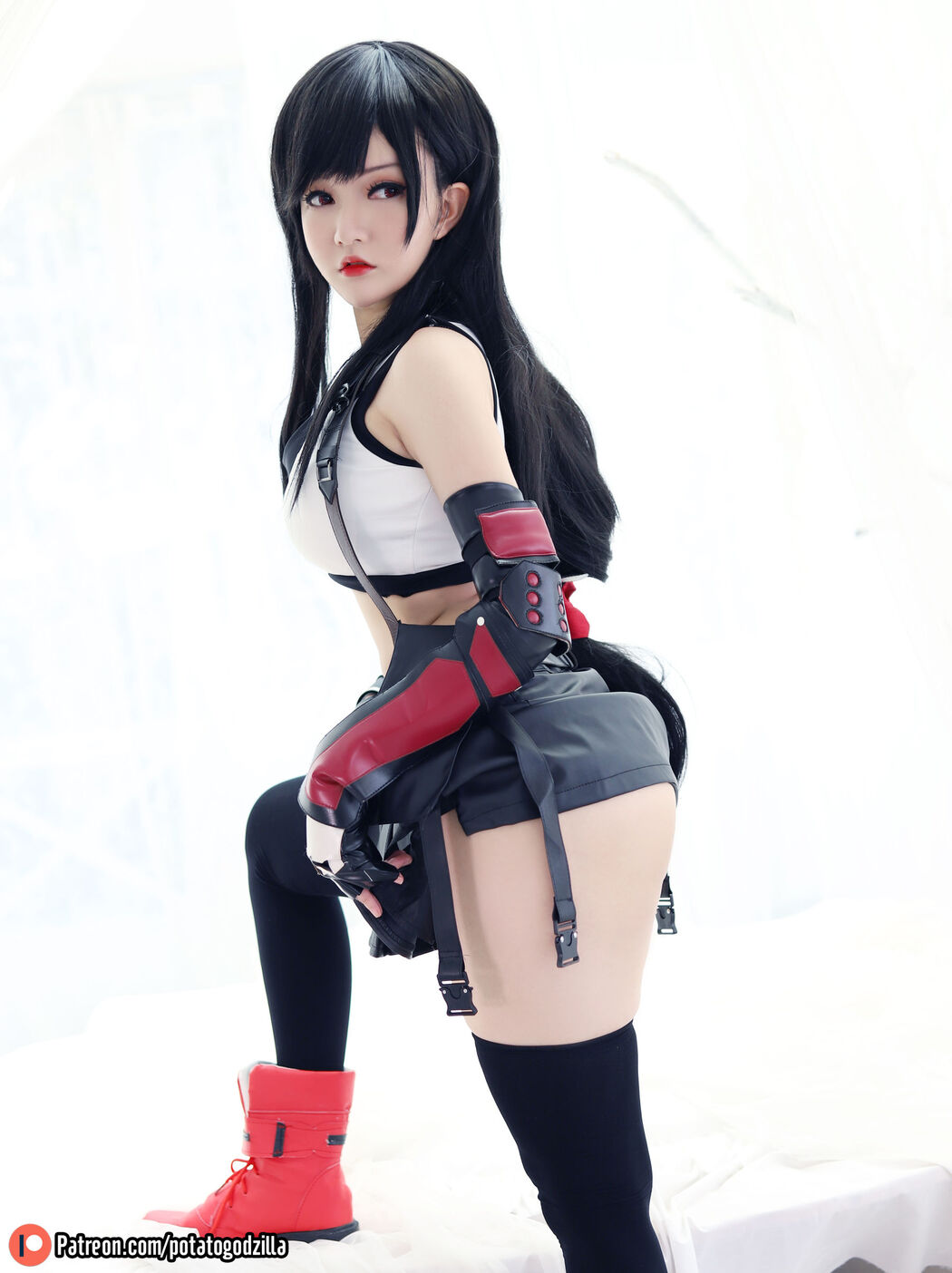 [COS Welfare] Miss Coser Potato Godzilla - Tifa