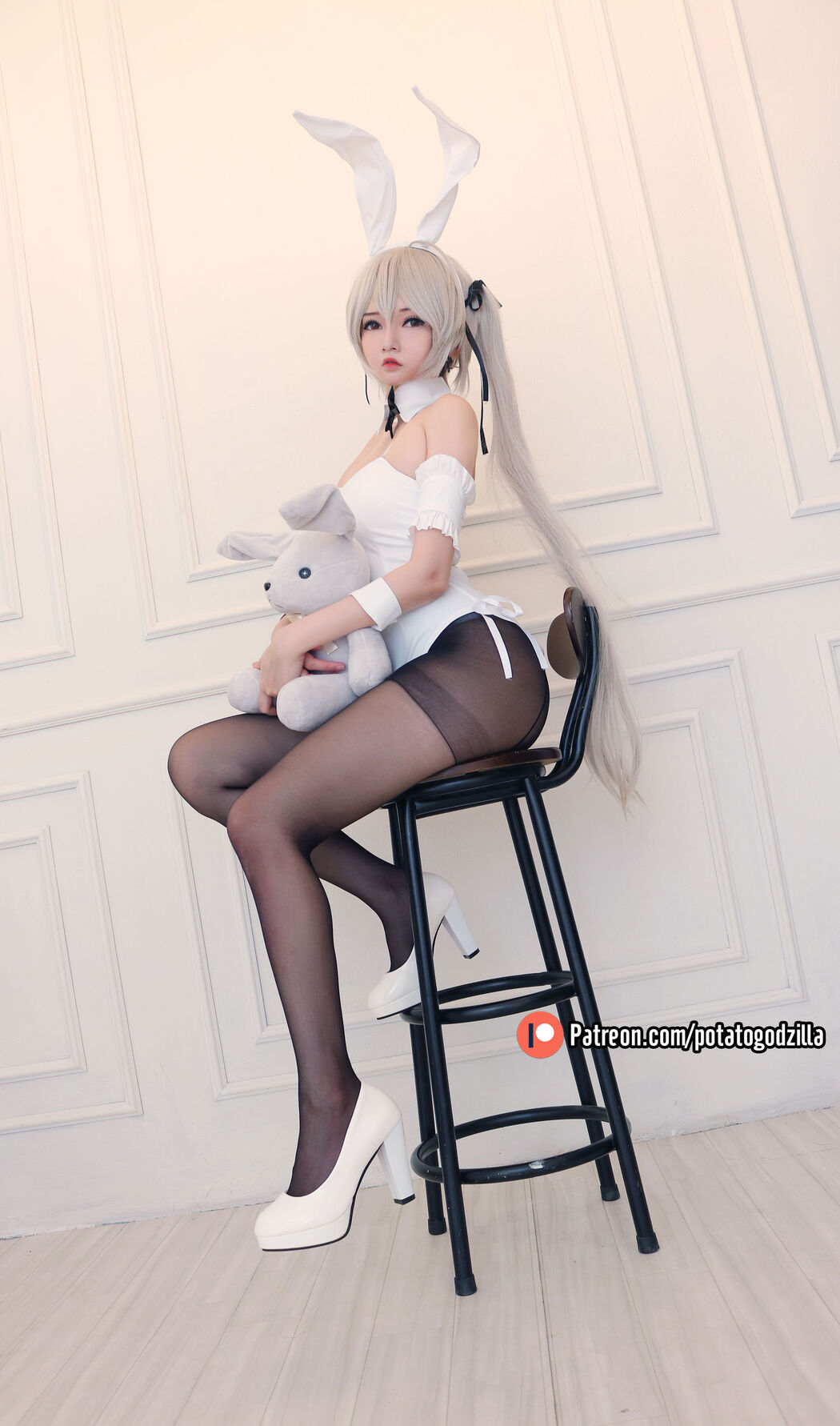 [COS Welfare] Miss Coser Potato Godzilla - Sora Kasugano Bunny Suit