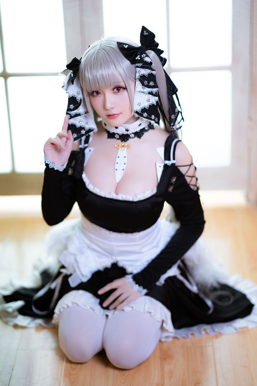 [COS Welfare] Miss Coser Xing Zhichi - R-Maid "Awesome"