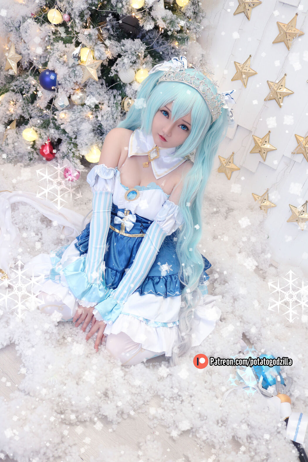 [COS Welfare] Miss Coser Potato Godzilla - Snow Miku