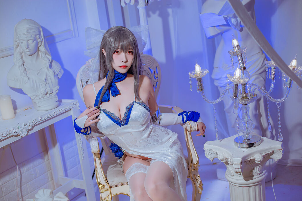 [COS Welfare] Popular Coser Nisa - Azur Lane Louis IX dress