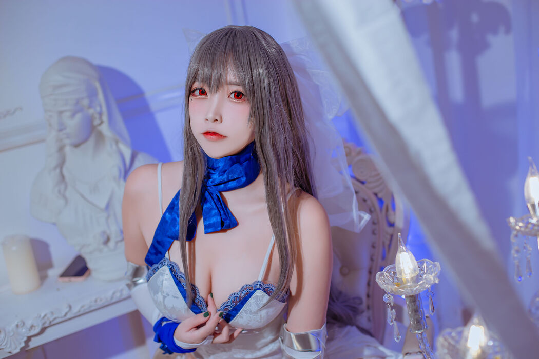[COS Welfare] Popular Coser Nisa - Azur Lane Louis IX dress