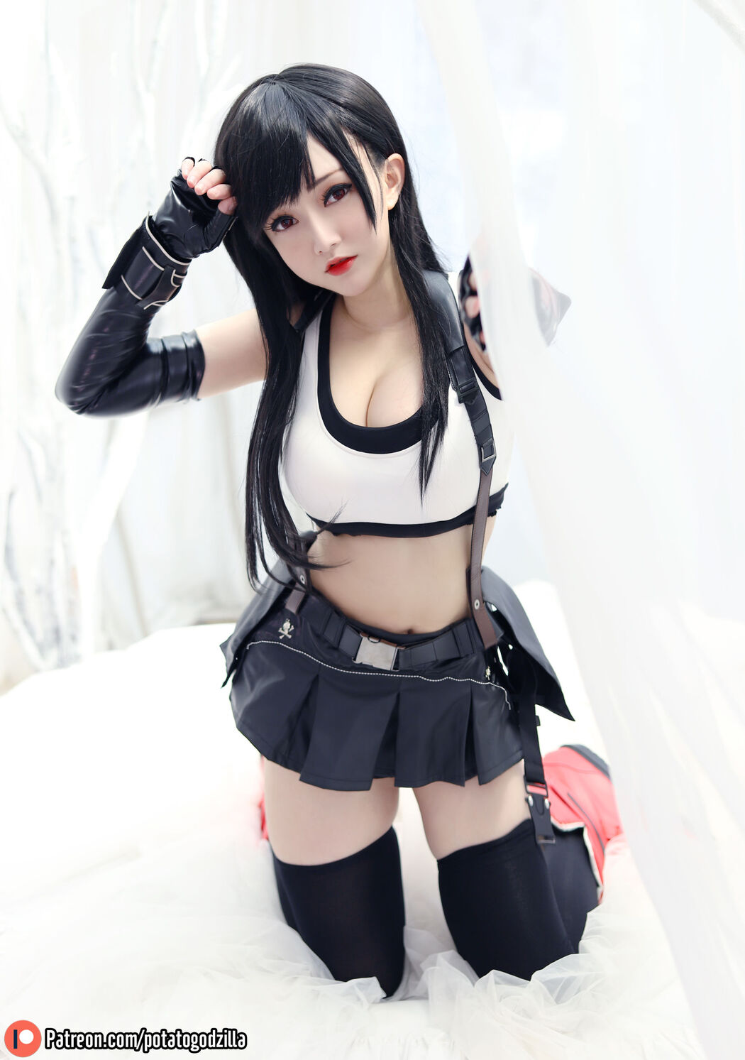 [COS Welfare] Miss Coser Potato Godzilla - Tifa