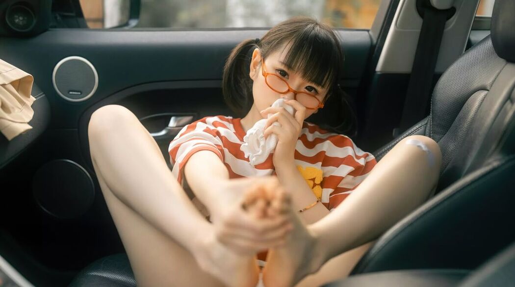 Coser@幼水铃衣 – 周末郊游