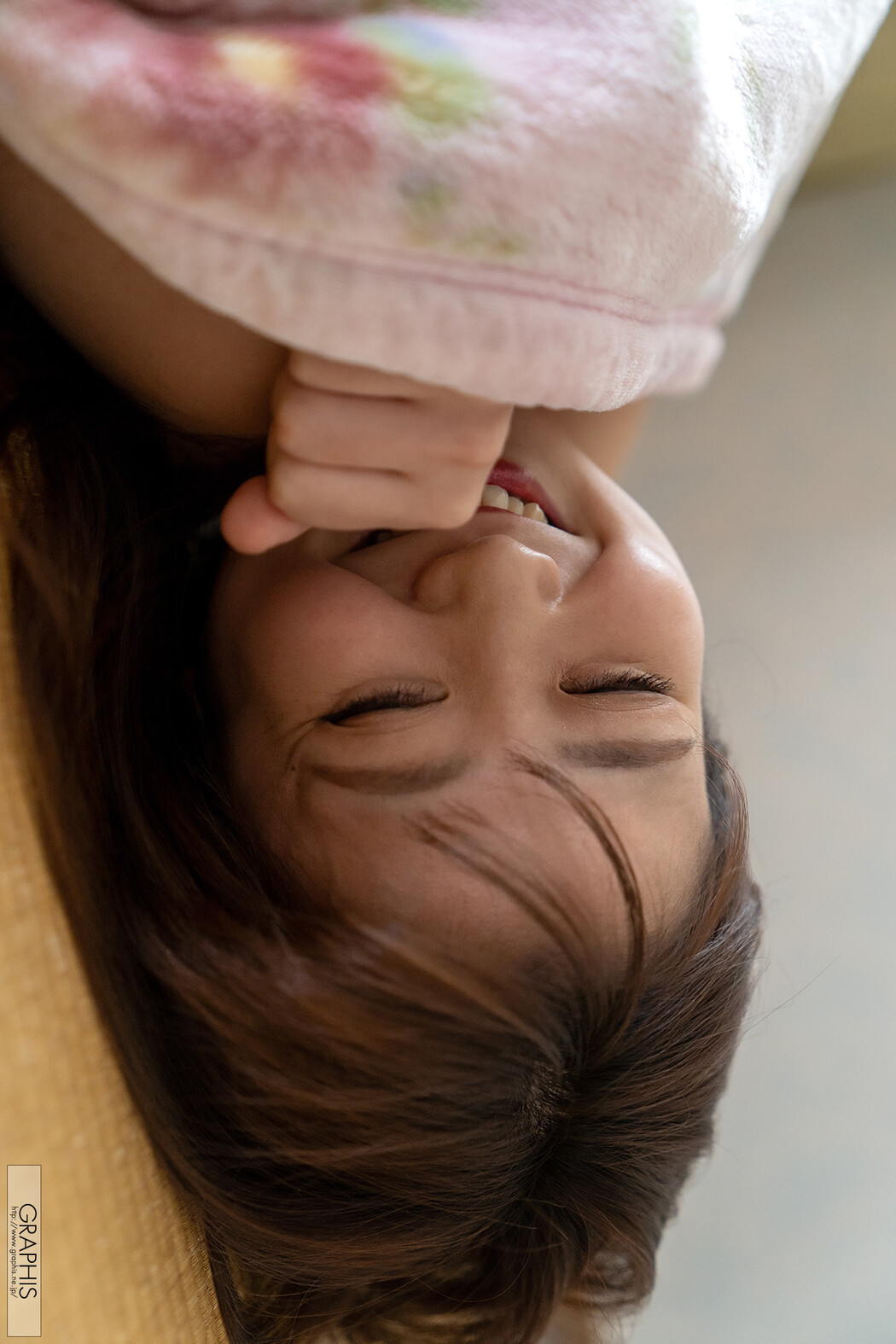 Madoka Shizuki 詩月まどか, Graphis Gals 「Turnover」 Vol.01-02