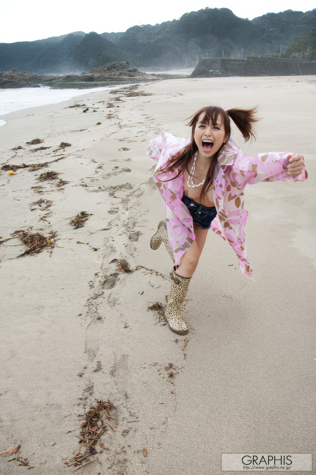 Yu Namiki 並木優, Graphis Calendar 2010.08