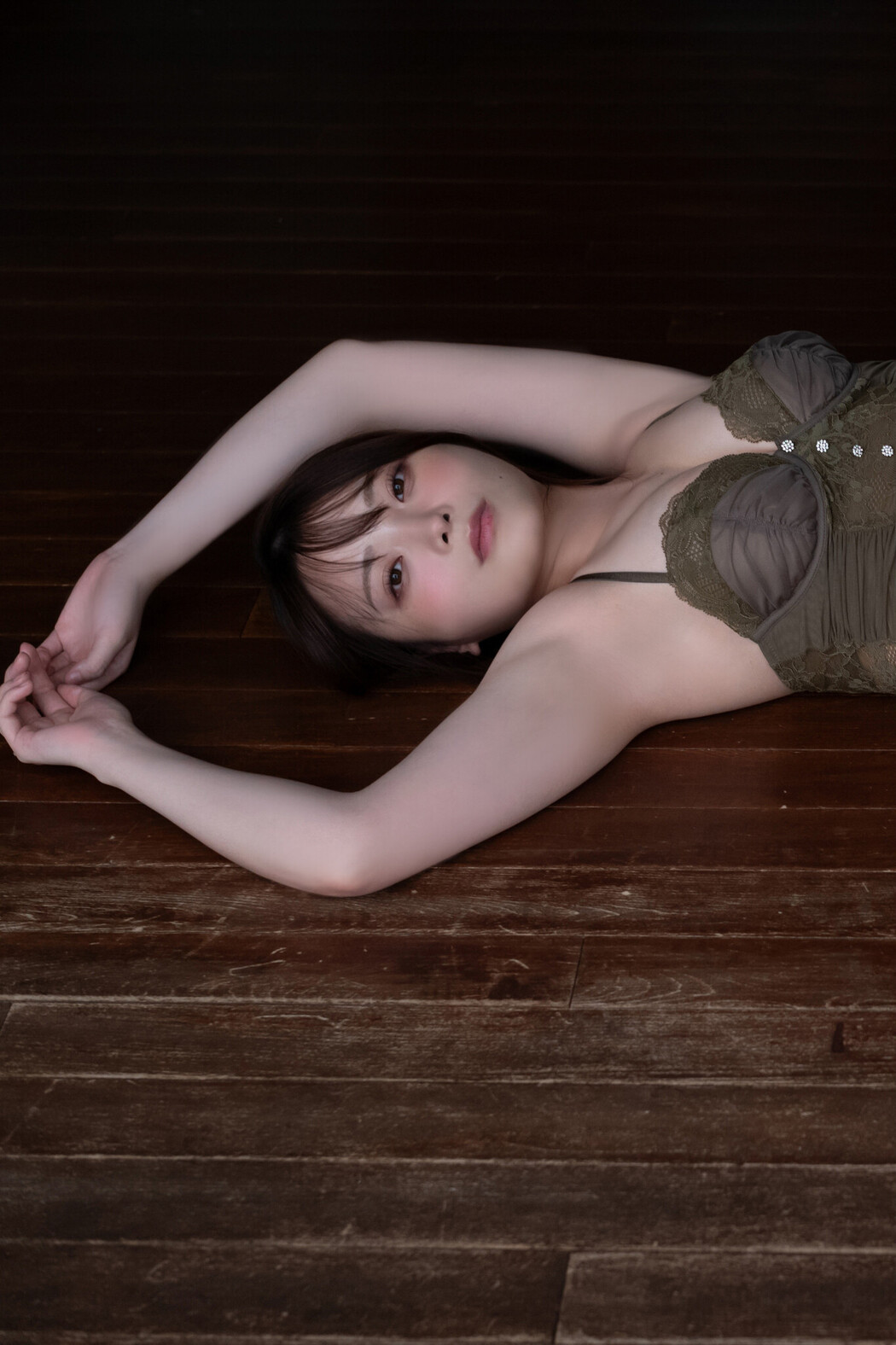 Araya Himeka 新谷姫加, FRIDAYデジタル写真集 「Holic」 Vol.01