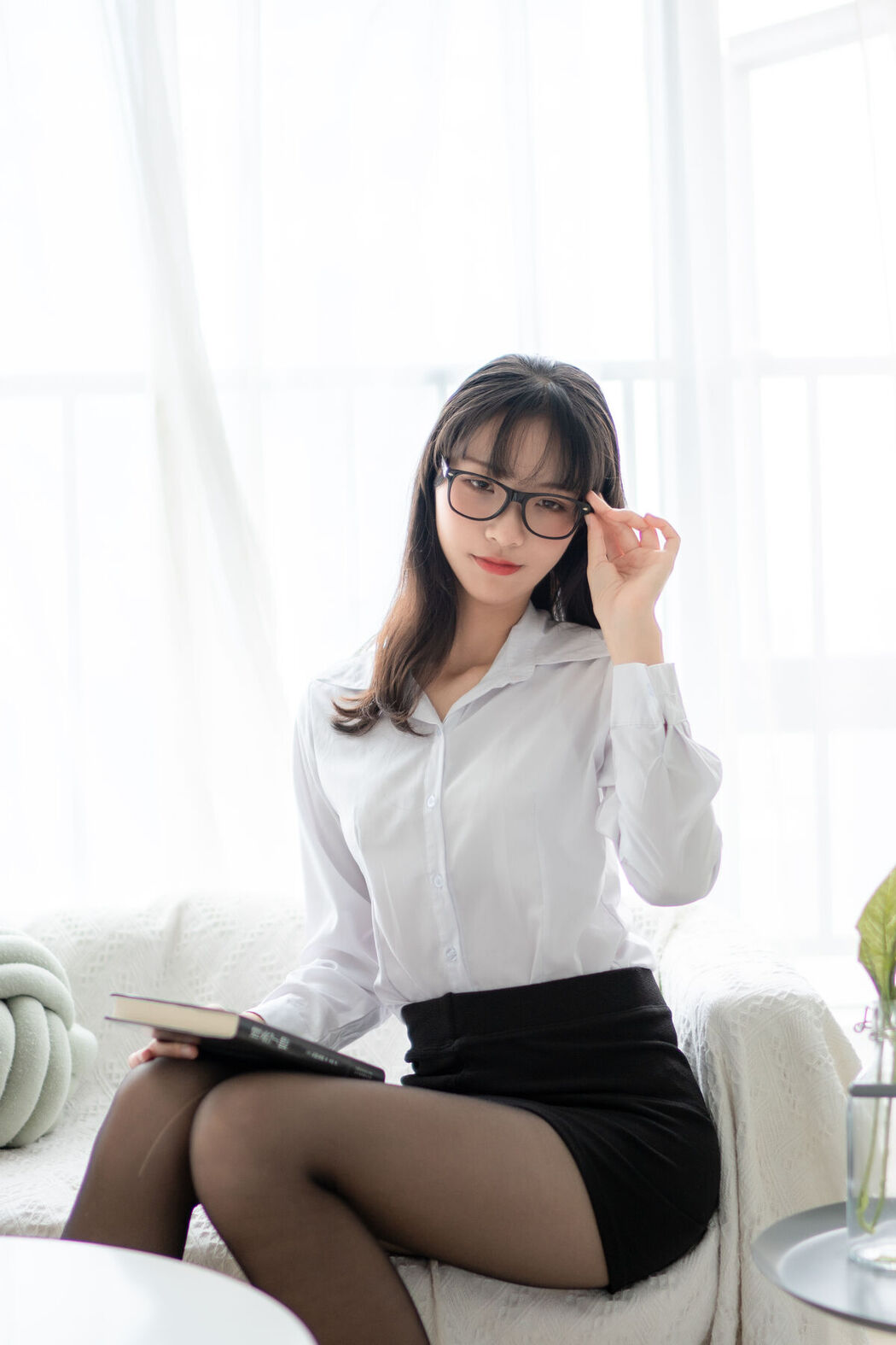 Coser@茶籽CCZ – 黑絲雙人百合