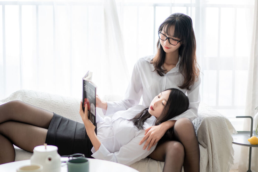 Coser@茶籽CCZ – 黑絲雙人百合