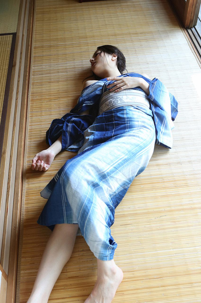 Yumi Sugimoto << Adult Weekend >> [WPB-net] No.187-188