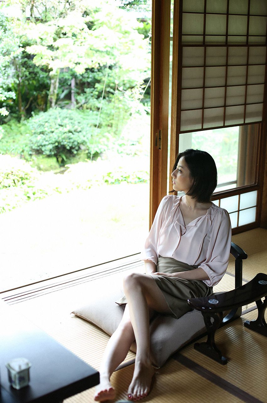 Yumi Sugimoto << Adult Weekend >> [WPB-net] No.187-188
