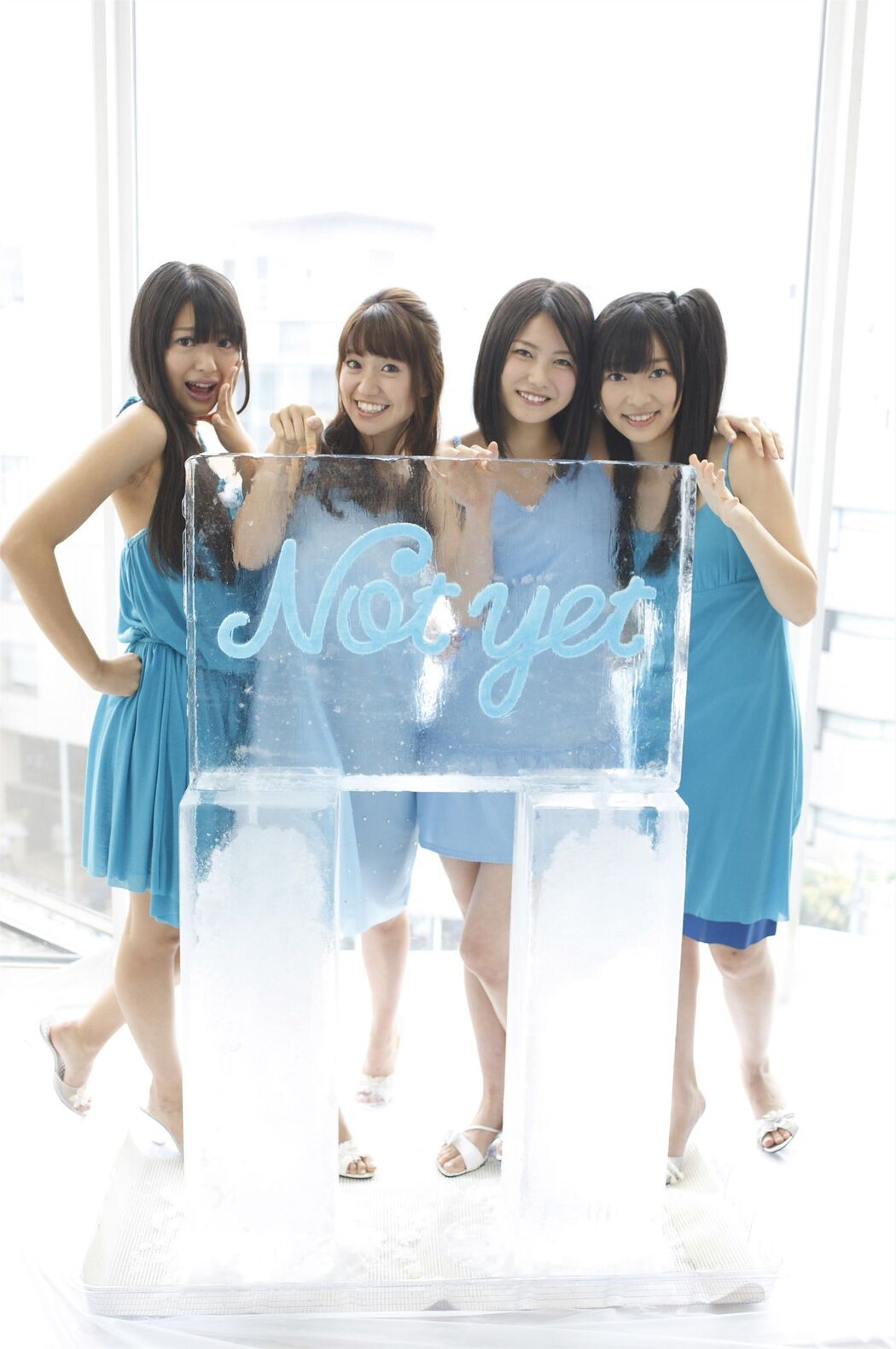 Yuko Oshima, Rino Sashihara, Yui Yokoyama, Rie Kitahara [WPB-net] No.135