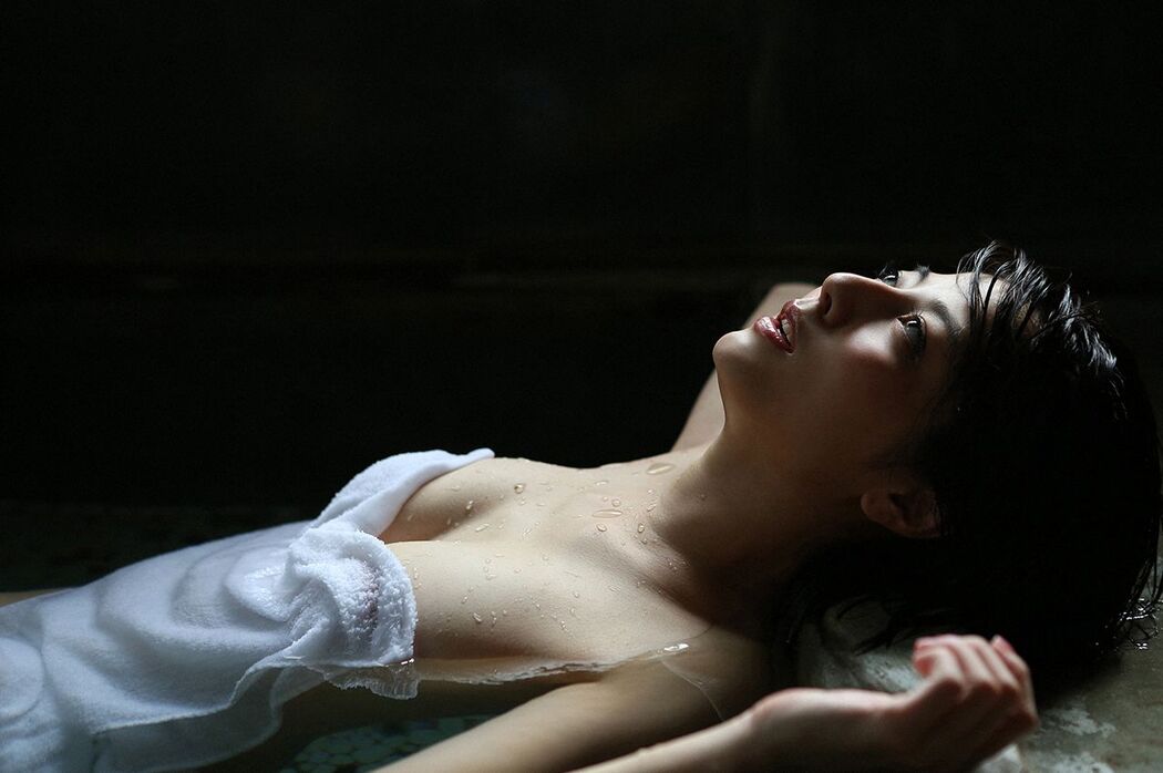 Yumi Sugimoto << Adult Weekend >> [WPB-net] No.187-188