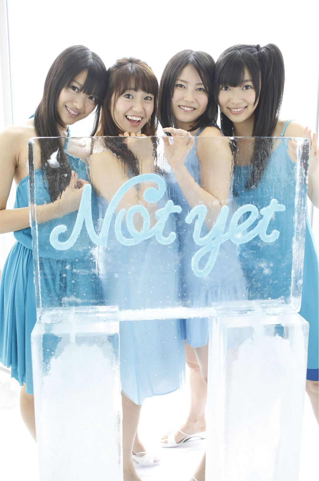 Yuko Oshima, Rino Sashihara, Yui Yokoyama, Rie Kitahara [WPB-net] No.135