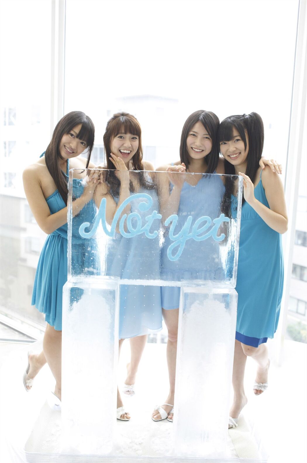 Yuko Oshima, Rino Sashihara, Yui Yokoyama, Rie Kitahara [WPB-net] No.135