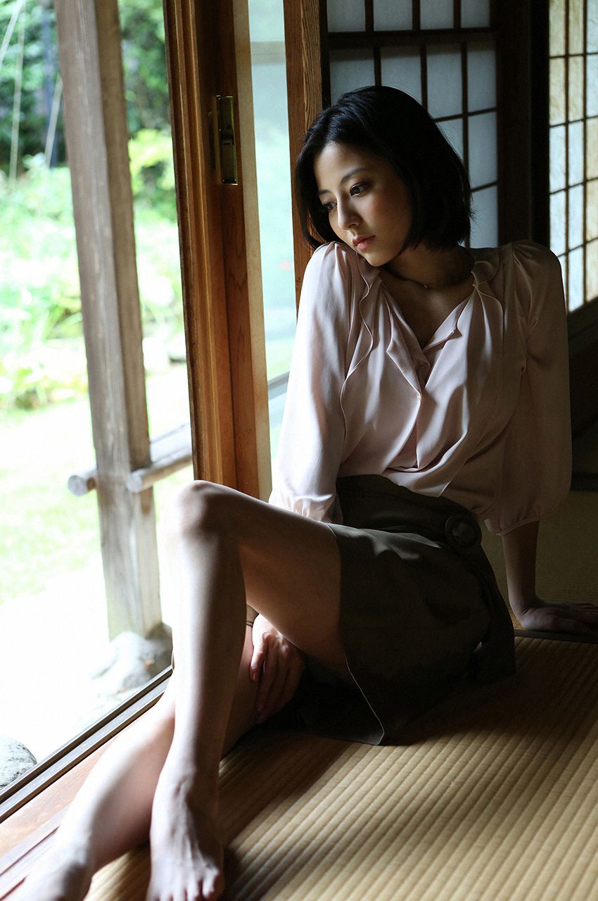 Yumi Sugimoto << Adult Weekend >> [WPB-net] No.187-188