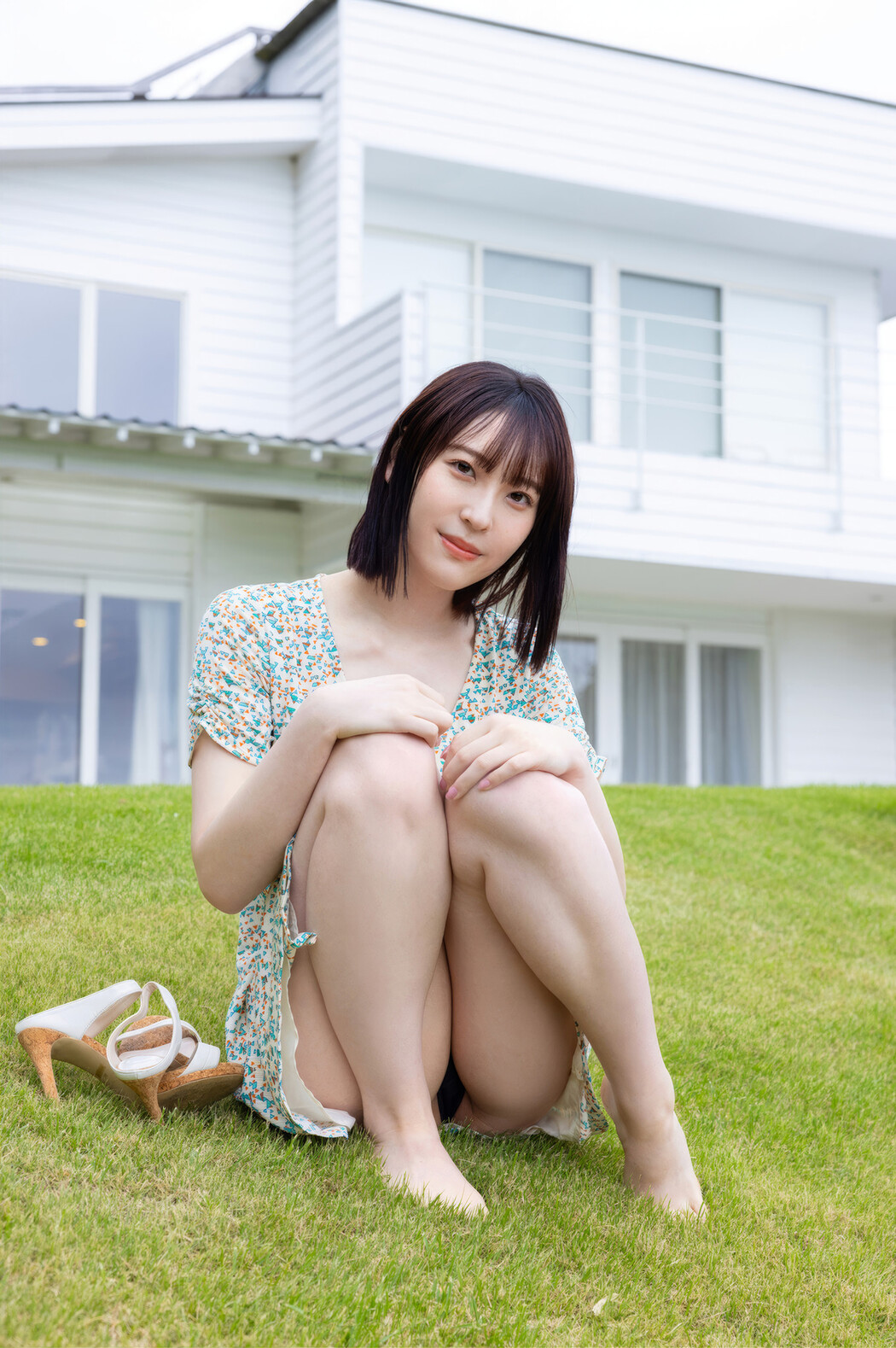Shizuha Takimoto 瀧本雫葉, プレステージ出版 写真集 「NATURALLY」 Set.01
