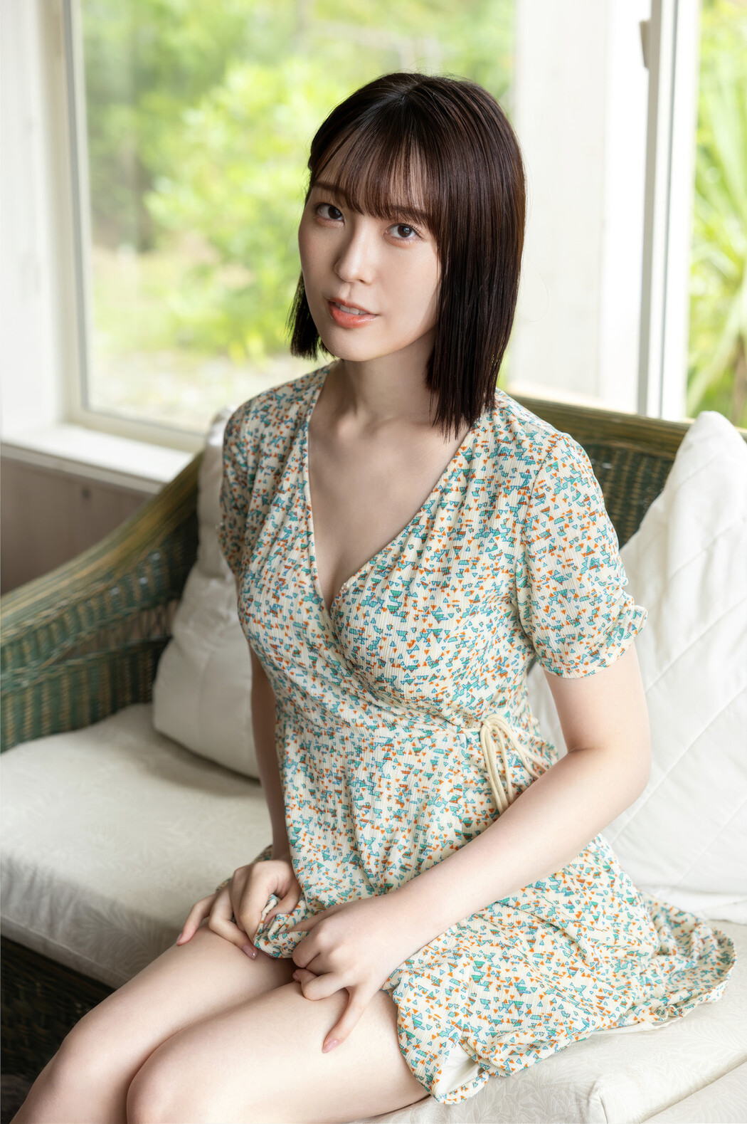Shizuha Takimoto 瀧本雫葉, プレステージ出版 写真集 「NATURALLY」 Set.01